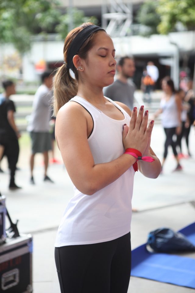 adidas-girl-patricia-prieto-channels-her-inner-peace-as-she-joins-the-rocket-yoga-session-led-by-life-yoga