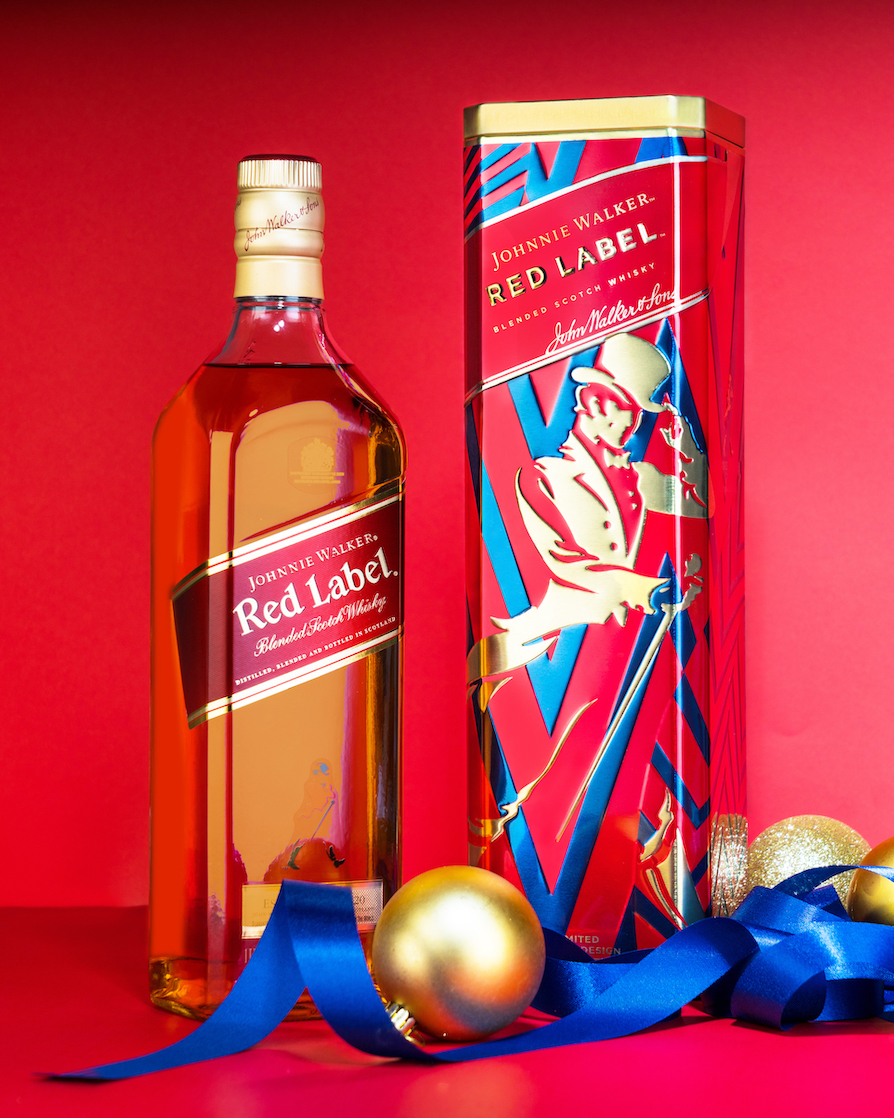 sectie Symfonie wang Johnnie Walker Releases Limited Edition Holiday Packs – Clavel Magazine